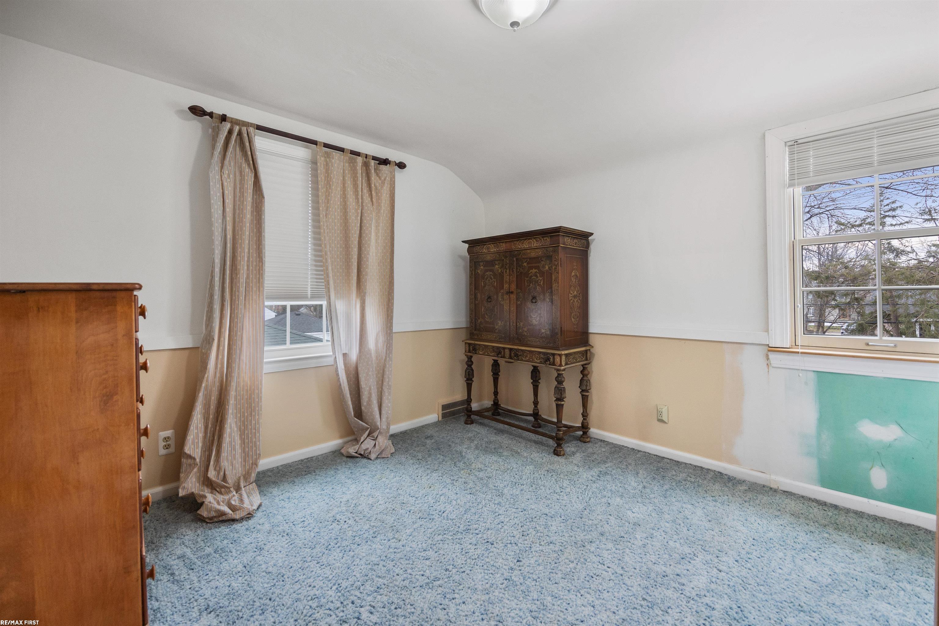 1035 Hampton Road Grosse Pointe, MI 48236 - Photo 21 of 34