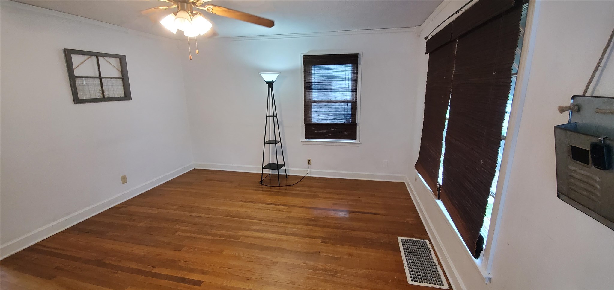 11 Harriet Lane Springfield, IL 62702 - Photo 3 of 9