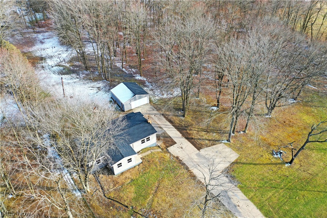 1955 Brookfield Road Hubbard, OH 44425 - Photo 4 of 35 Gallery Image 4