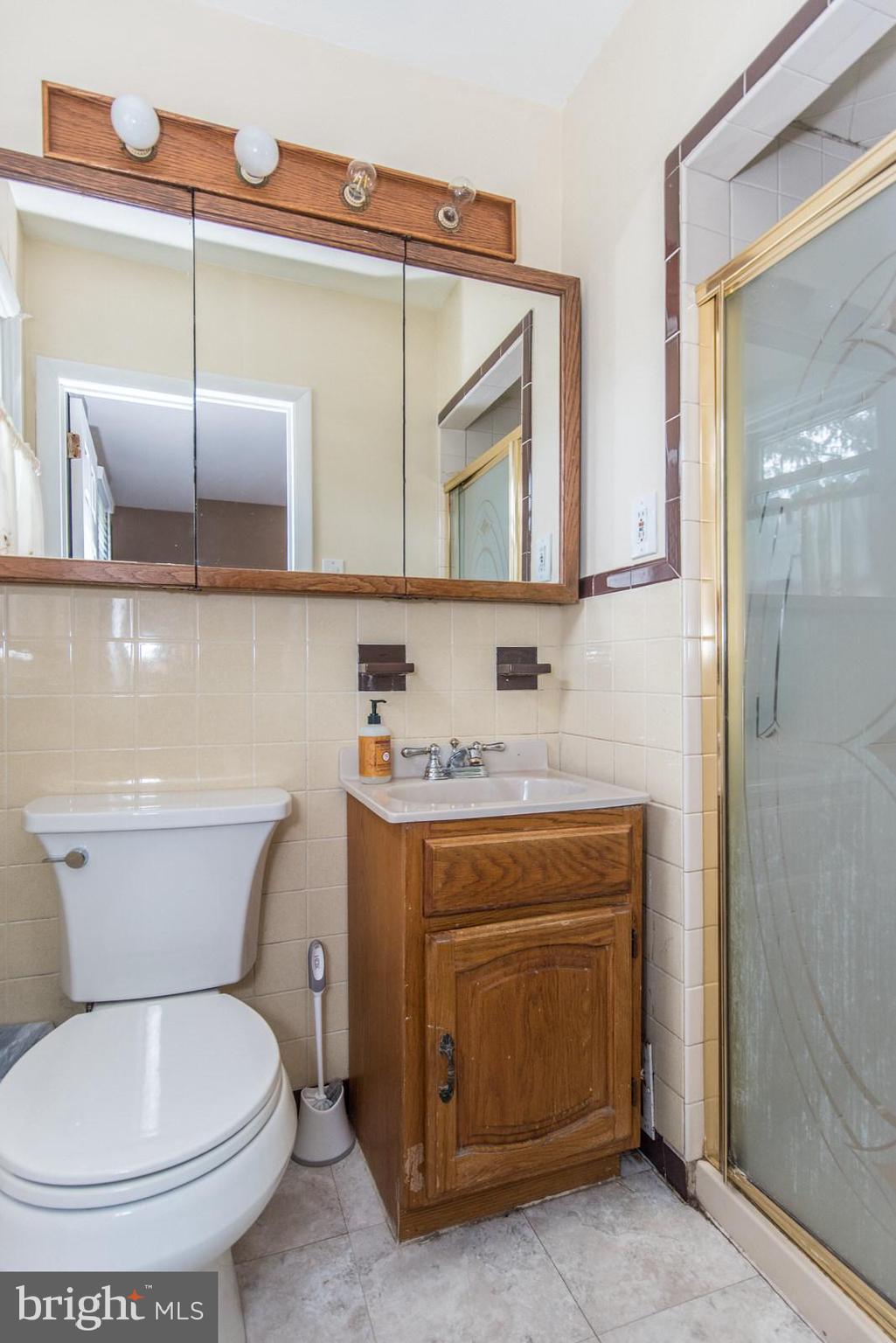 3278 Oak Road Huntingdon Valley, PA 19006 - Photo 30 of 60