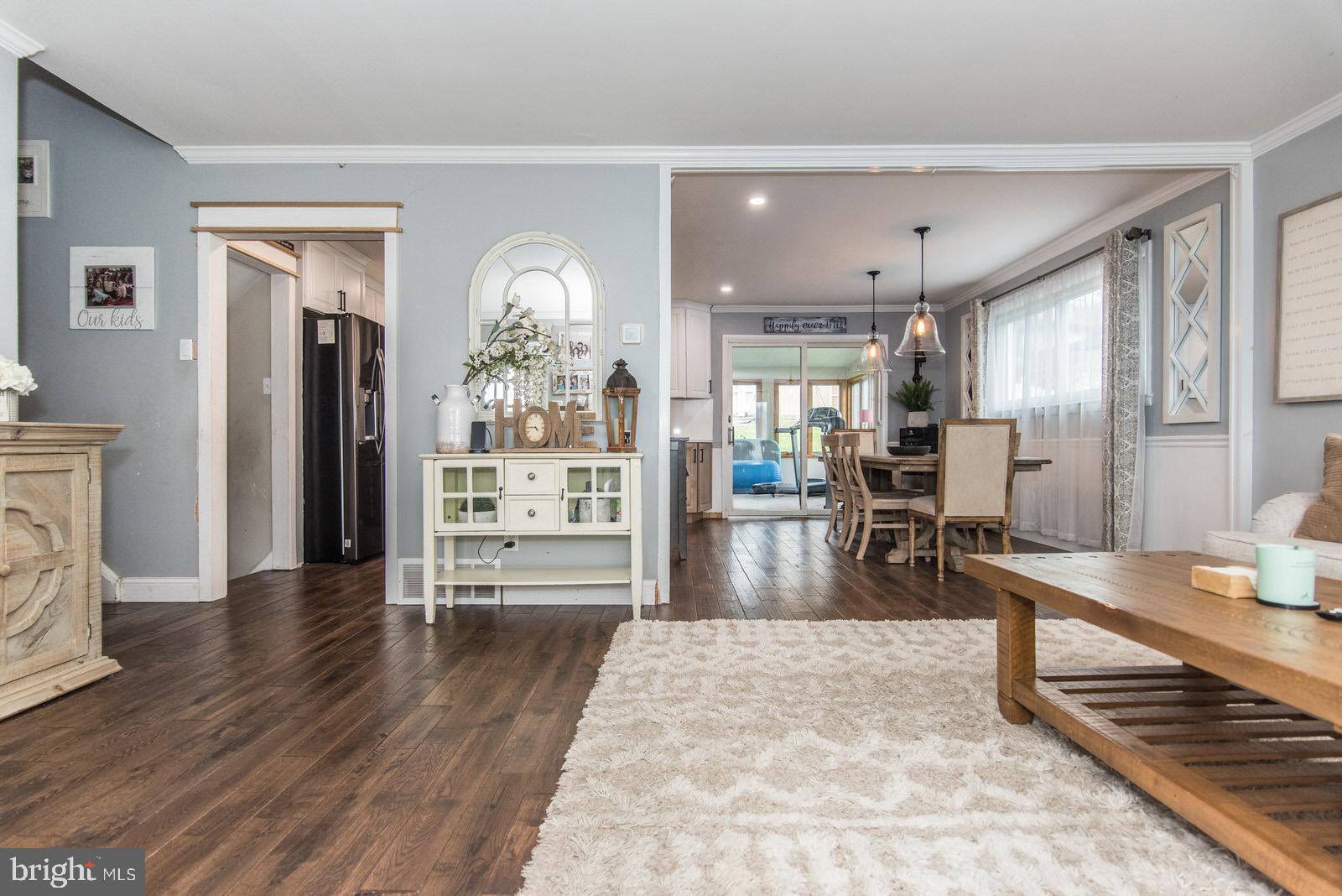 3278 Oak Road Huntingdon Valley, PA 19006 - Photo 7 of 60