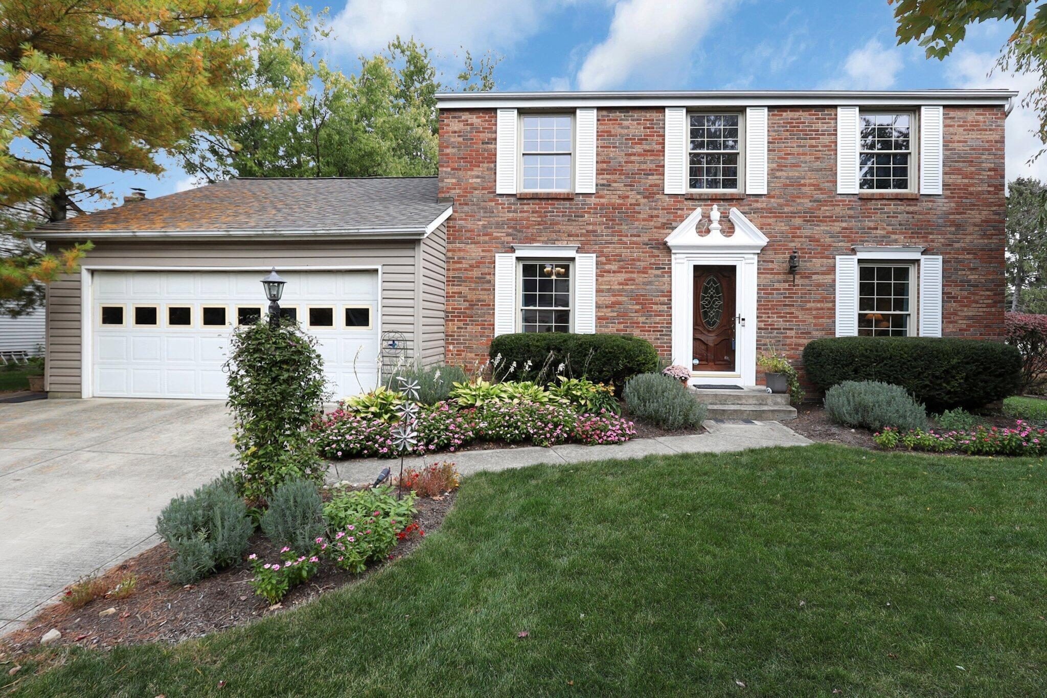 1714 Rushing Way Columbus, OH 43235 - Photo 1 of 36 Exterior Front