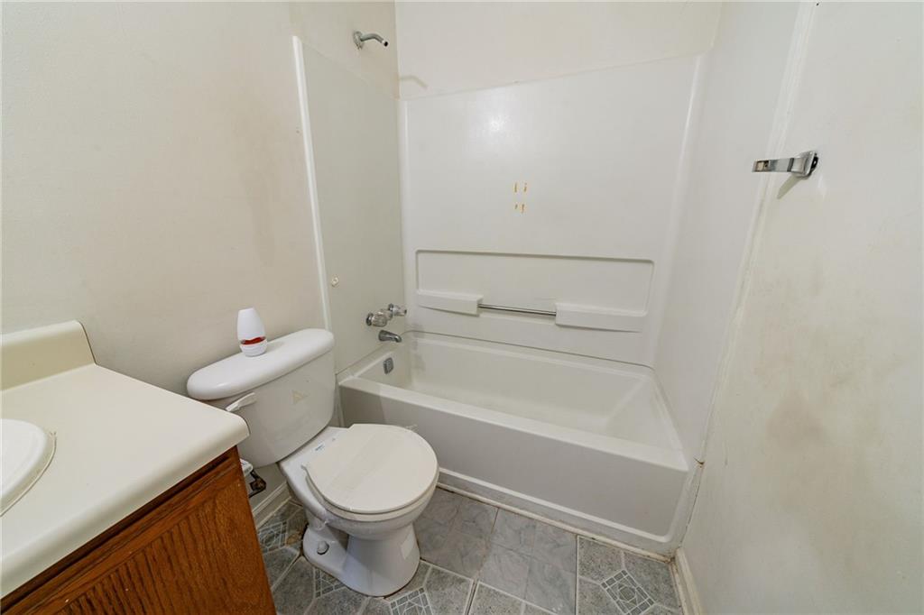 5255 Biffle Downs Road Stone Mountain, GA 30088 - Photo 12 of 27