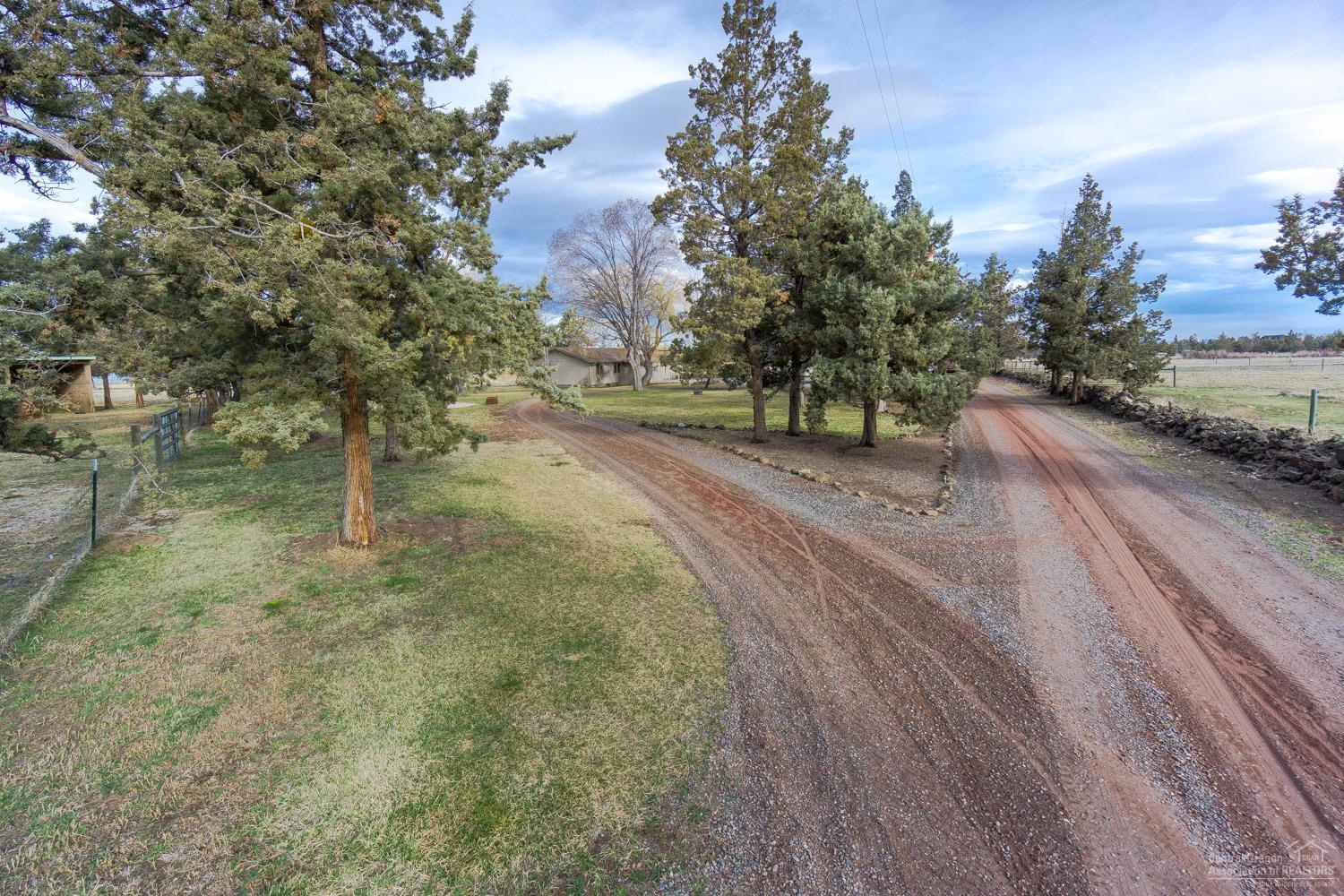22190 Erickson Road Bend, OR 97701 - Photo 20 of 25 Additional Photo