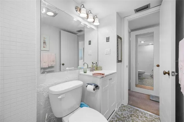 $1,995 | 1243- South Martin Luther King Junior Avenue, Unit C505, Clearwater, FL 33756