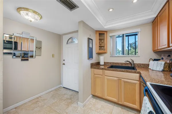 $1,995 | 1243- South Martin Luther King Junior Avenue, Unit C505, Clearwater, FL 33756