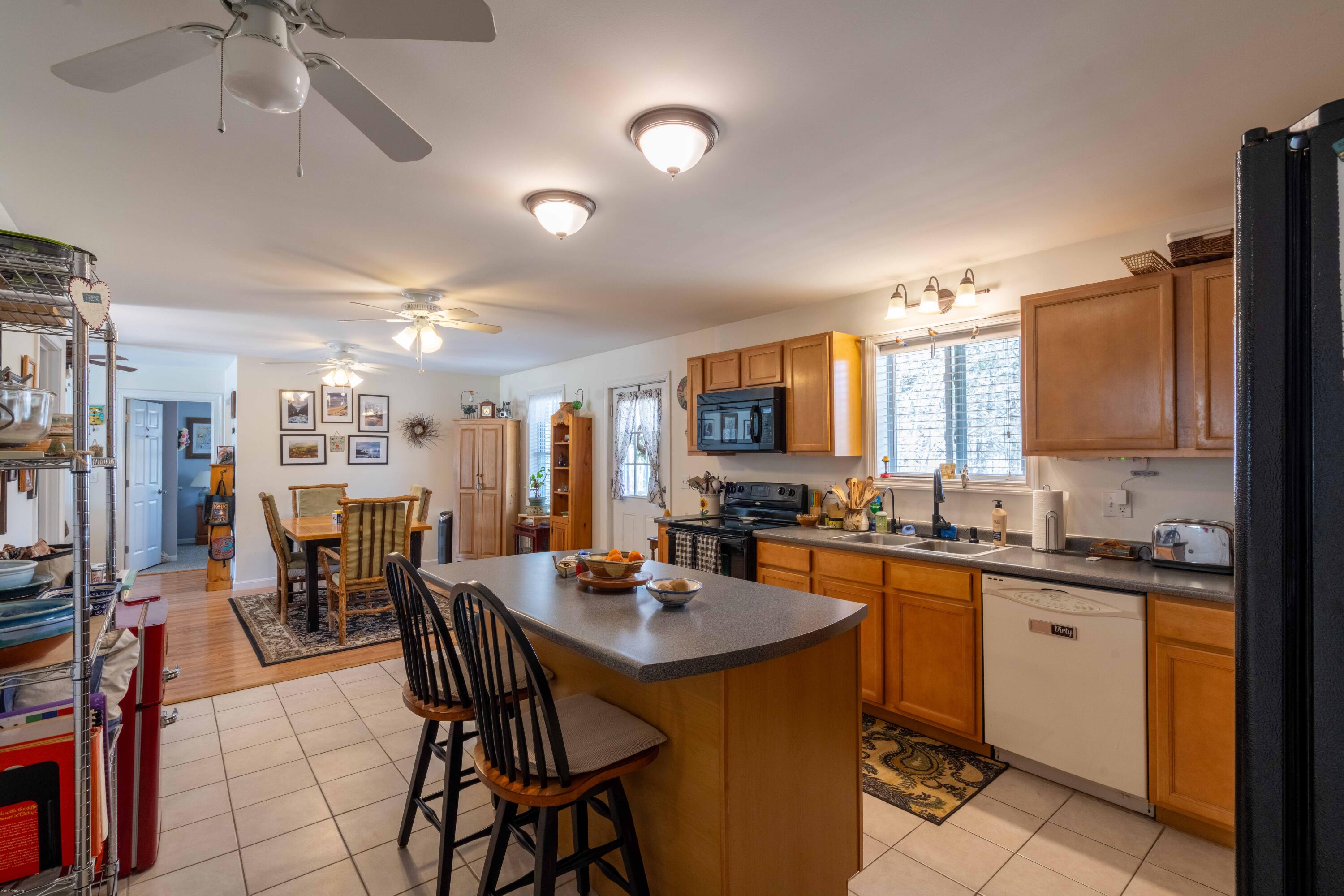 722 New England Road Searsmont, ME 04973 - Photo 11 of 38 722 new england rd - interior-3