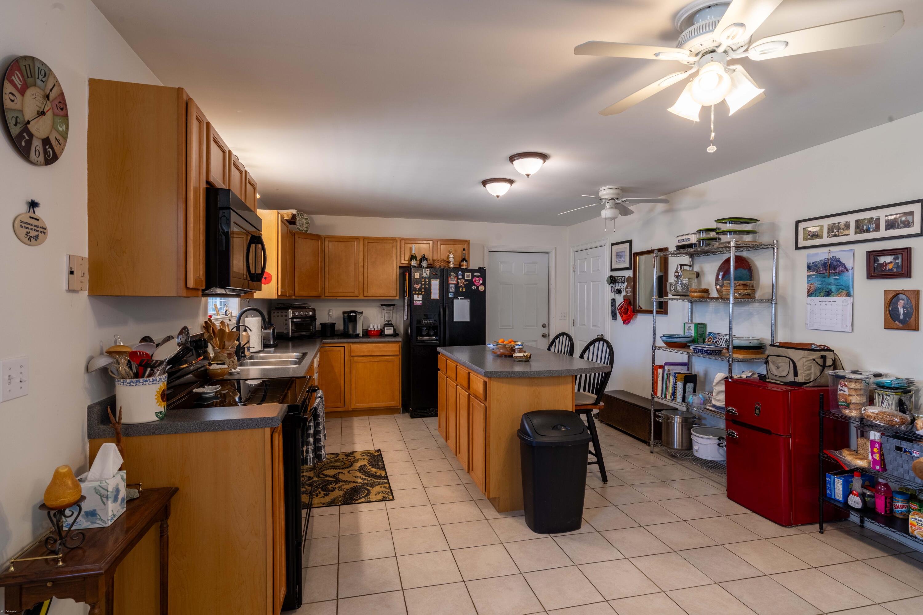 722 New England Road Searsmont, ME 04973 - Photo 9 of 38 722 new england rd - interior-1