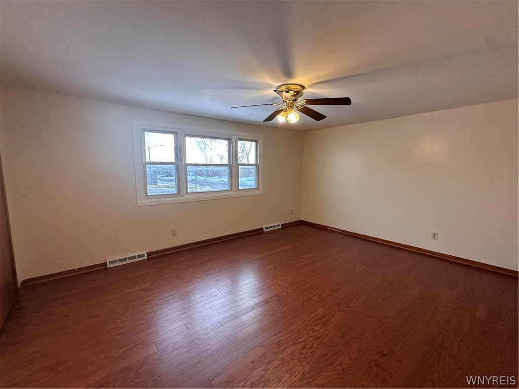 236 Rehm Road Cheektowaga, NY 14043 - Photo 7 of 36 Lower unit family rm/living rm