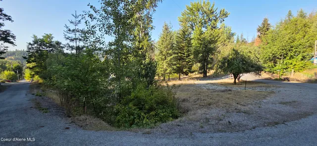 $399,999 | 930 Lower Page Road, Smelterville, ID 83868