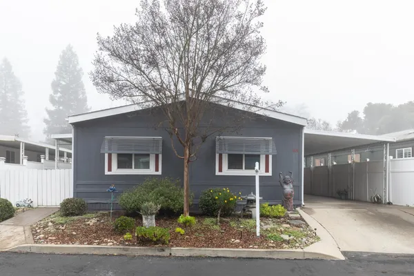 $215,000 | 8701 Highway 41, Unit 35, Fresno, CA 93720