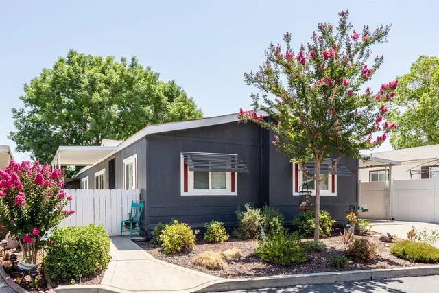 $215,000 | 8701 Highway 41, Unit 35, Fresno, CA 93720