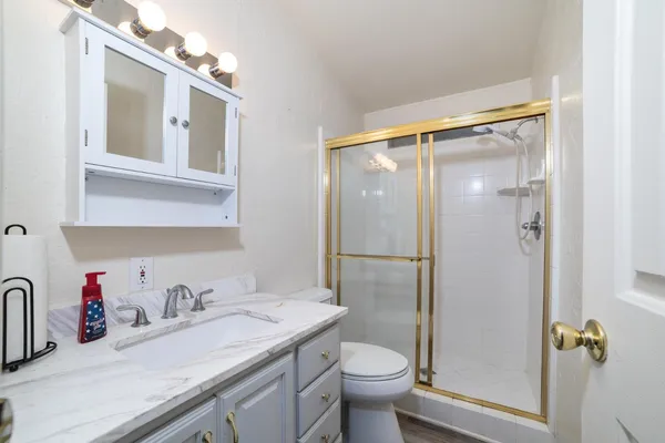 $215,000 | 8701 Highway 41, Unit 35, Fresno, CA 93720