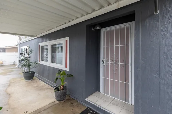 $215,000 | 8701 Highway 41, Unit 35, Fresno, CA 93720