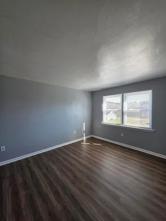 $1,395 | 2802 Vinyard Avenue Northeast, Unit 1, Roanoke, VA 24012