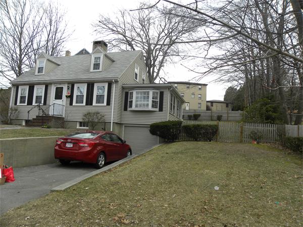 110 Standish Road Quincy, MA 02171 - Photo 3 of 17 Gallery Image 3