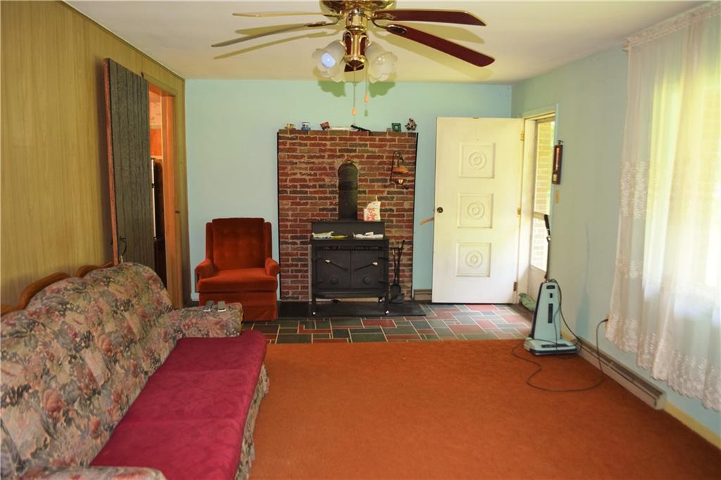 156 Parrish Road Aliquippa, PA 15001 - Photo 6 of 15 Gallery Image 6