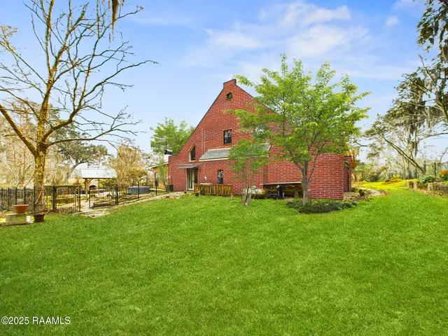 $773,000 | 1112 Bayou Tortue Road, Broussard, LA 70518