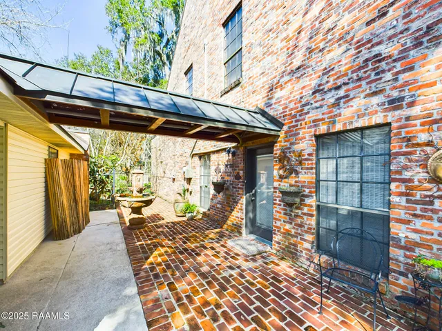 $773,000 | 1112 Bayou Tortue Road, Broussard, LA 70518