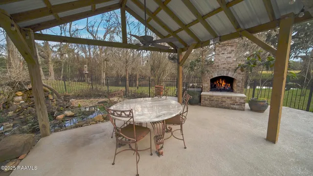 $773,000 | 1112 Bayou Tortue Road, Broussard, LA 70518