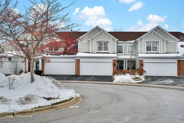 $380,000 | 31603 Kline Circle, Warrenville, IL 60555