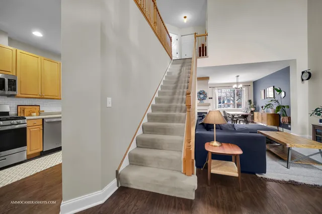 $380,000 | 31603 Kline Circle, Warrenville, IL 60555