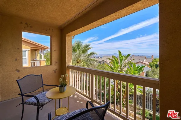 $825,000 | 26644 Via Bellazza, Valencia, CA 91381