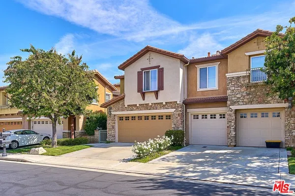 $825,000 | 26644 Via Bellazza, Valencia, CA 91381