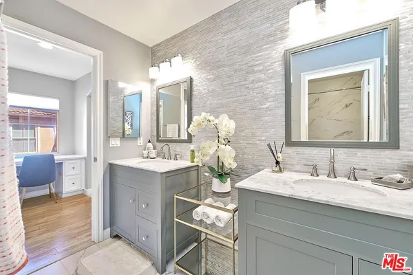 $825,000 | 26644 Via Bellazza, Valencia, CA 91381