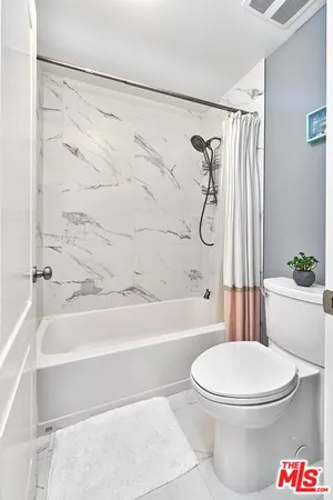 $825,000 | 26644 Via Bellazza, Valencia, CA 91381