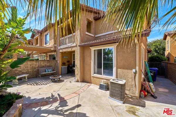 $825,000 | 26644 Via Bellazza, Valencia, CA 91381