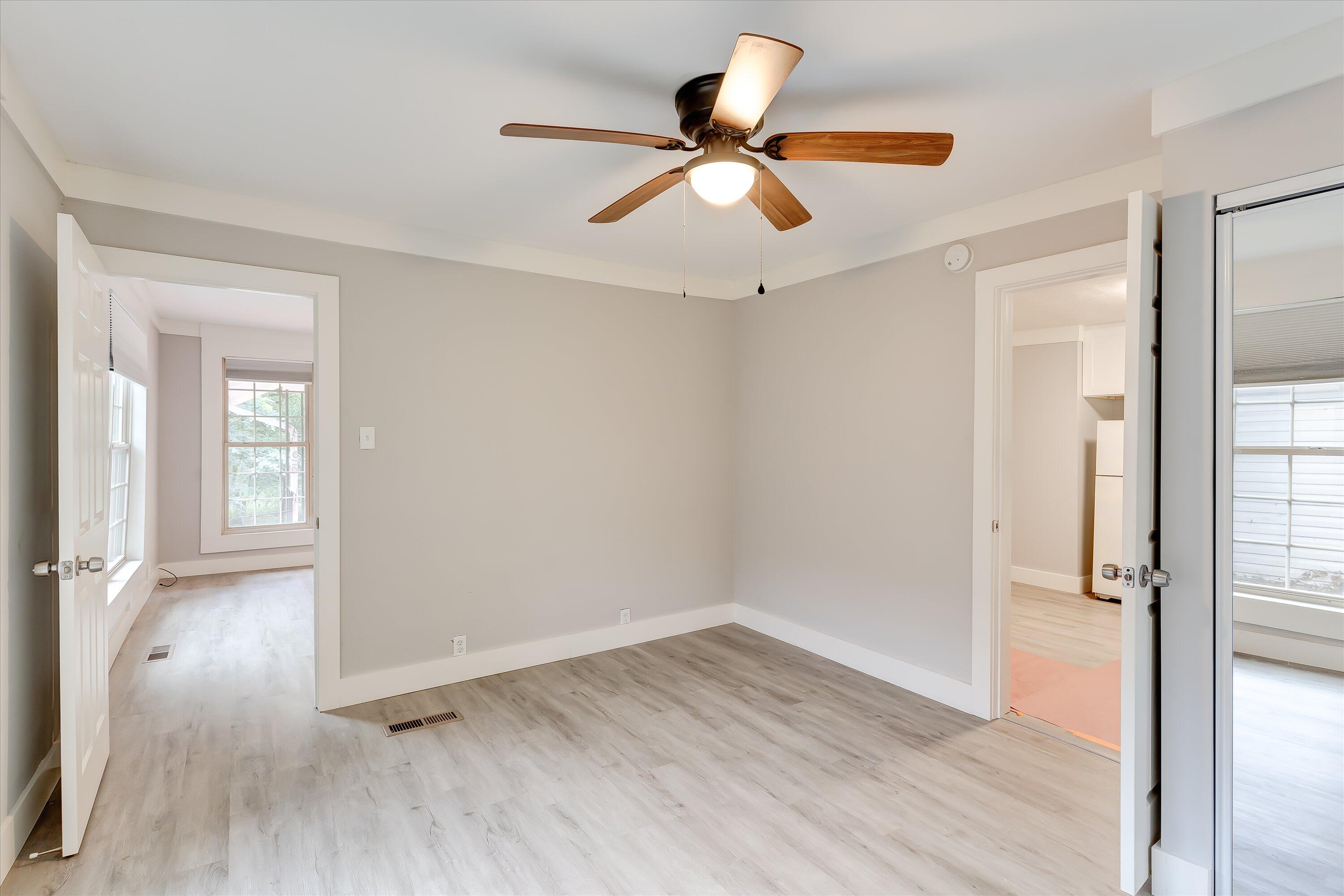 4302 Edington Road Knoxville, TN 37920 - Photo 14 of 19 14-4302 Edington Rd-14