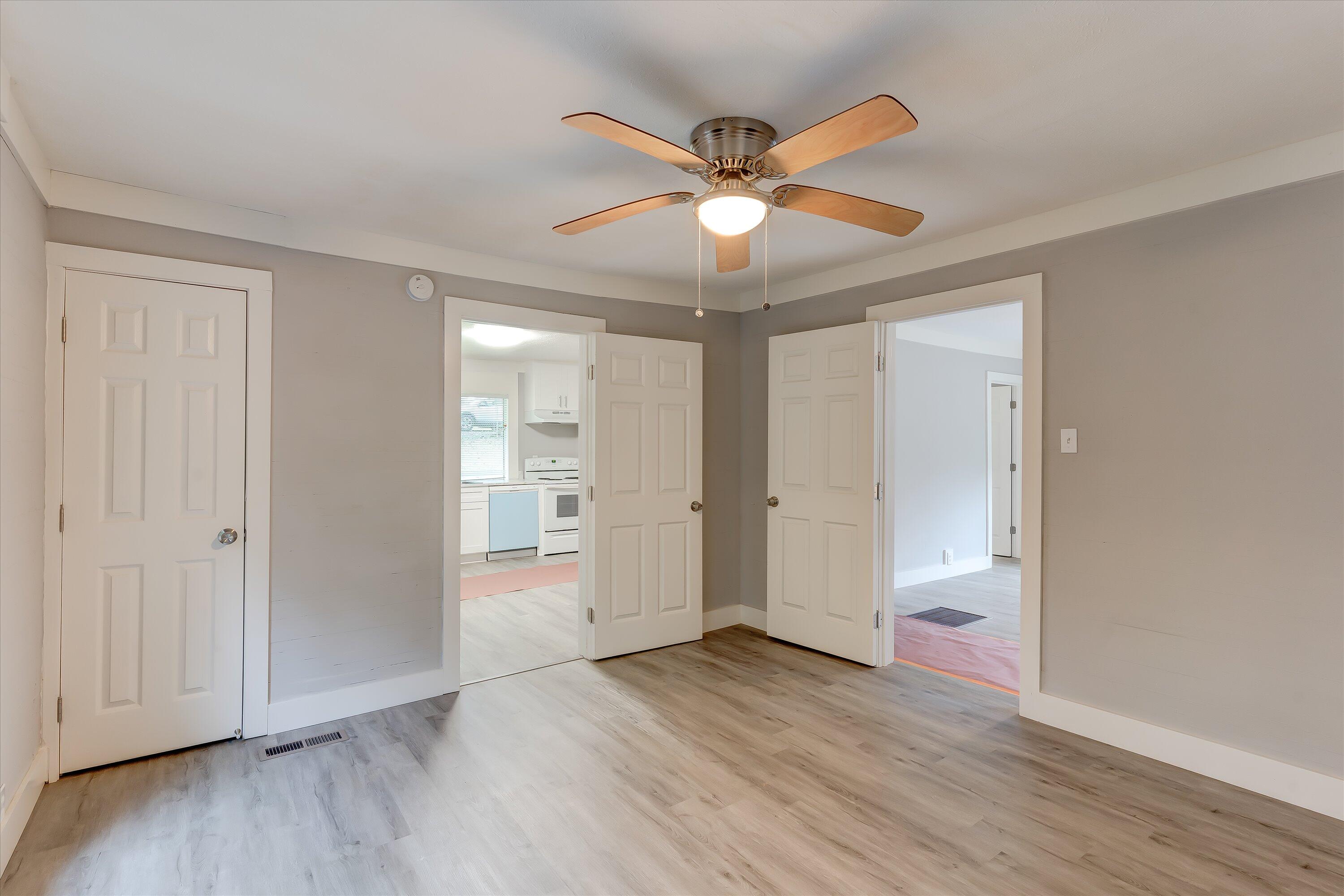 4302 Edington Road Knoxville, TN 37920 - Photo 16 of 19 16-4302 Edington Rd-16