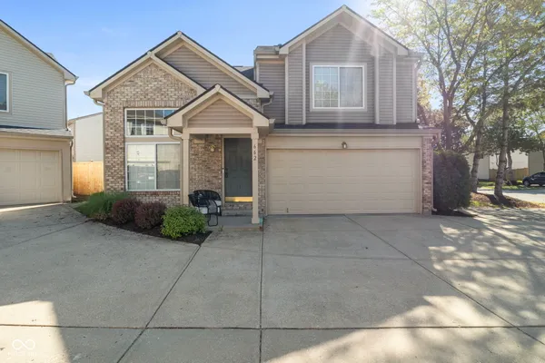 $234,900 | 662 Cembra Drive, Greenwood, IN 46143