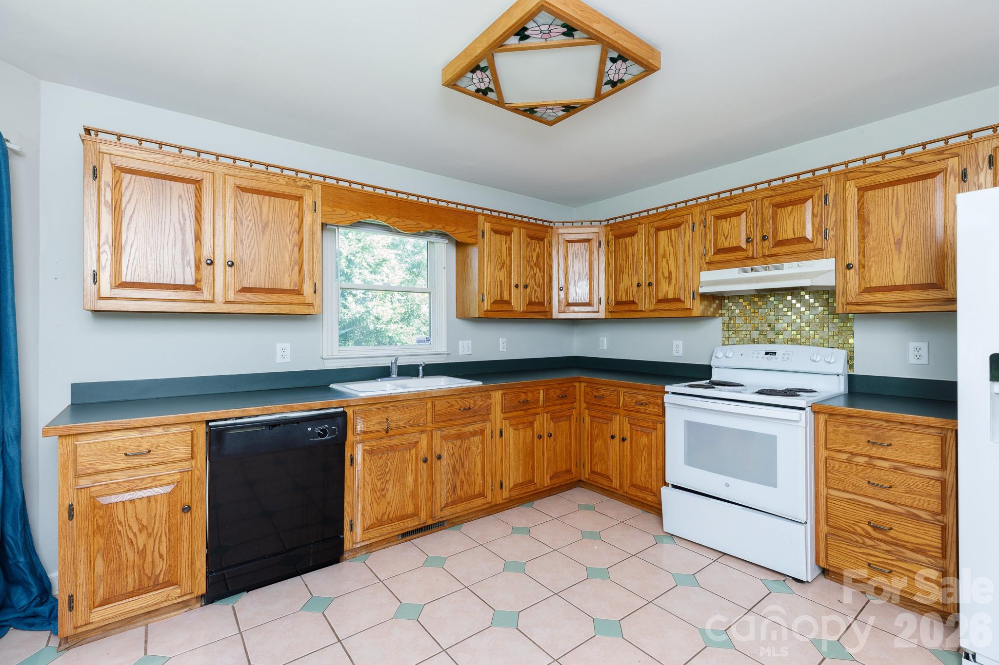 1933 Pleasant Road Fort Mill, SC 29708 - Photo 5 of 26