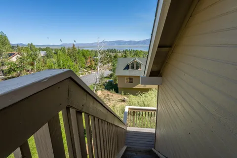 $699,000 | 117 Lake Manor Place, Unit 18, Crowley Lake, CA 93546