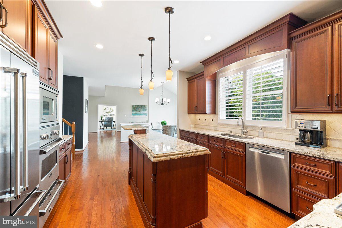 1321 Dasher Lane Reston, VA 20190 - Photo 15 of 67
