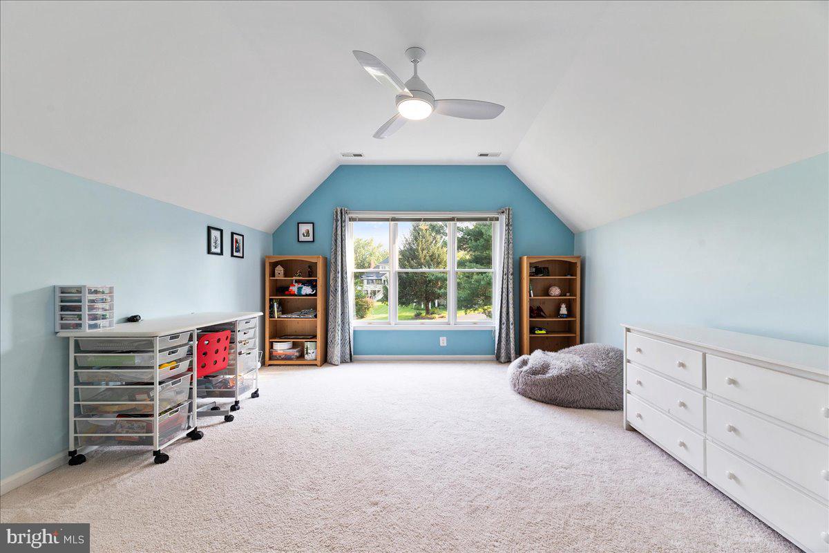 1321 Dasher Lane Reston, VA 20190 - Photo 29 of 67