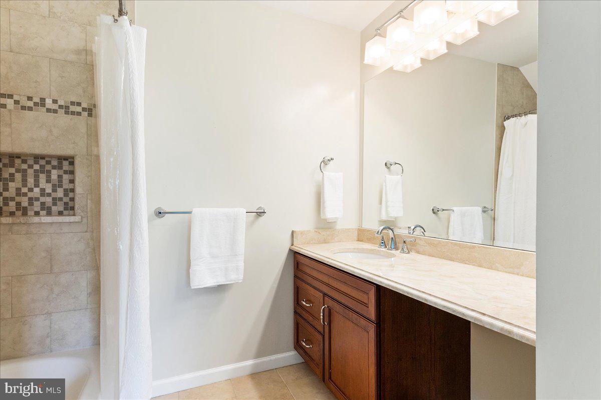 1321 Dasher Lane Reston, VA 20190 - Photo 31 of 67