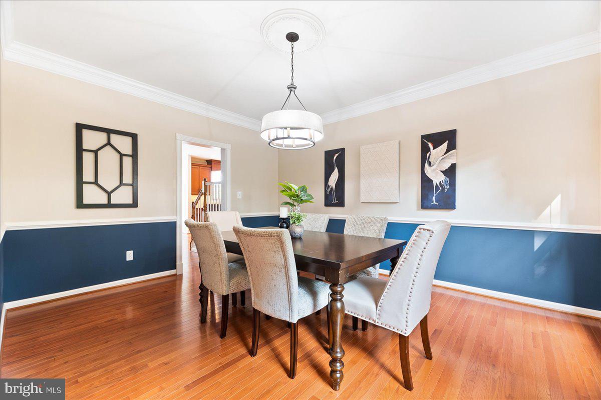 1321 Dasher Lane Reston, VA 20190 - Photo 5 of 67