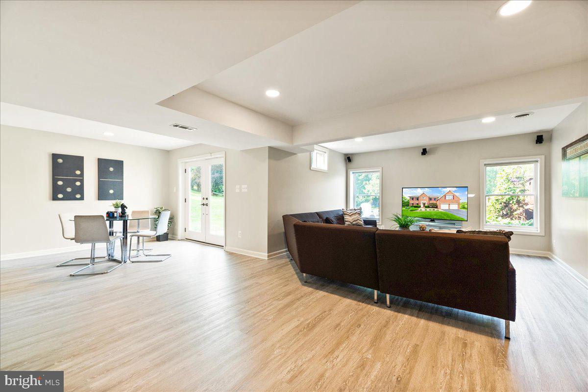 1321 Dasher Lane Reston, VA 20190 - Photo 43 of 67