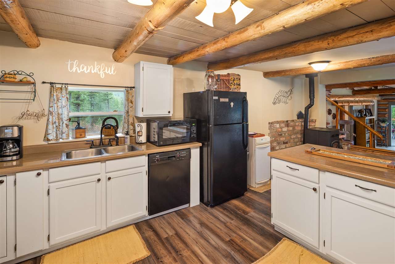 4177 Hesseltine Road Valley, WA 99181 - Photo 10 of 34 Gallery Image 10