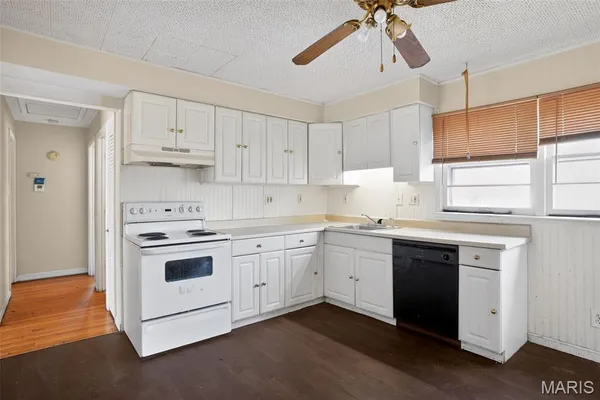 $129,900 | 860 St Brendan Lane, Florissant, MO 63031