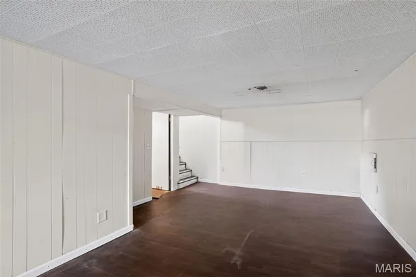 $129,900 | 860 St Brendan Lane, Florissant, MO 63031