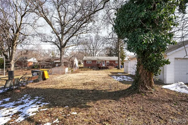 $129,900 | 860 St Brendan Lane, Florissant, MO 63031