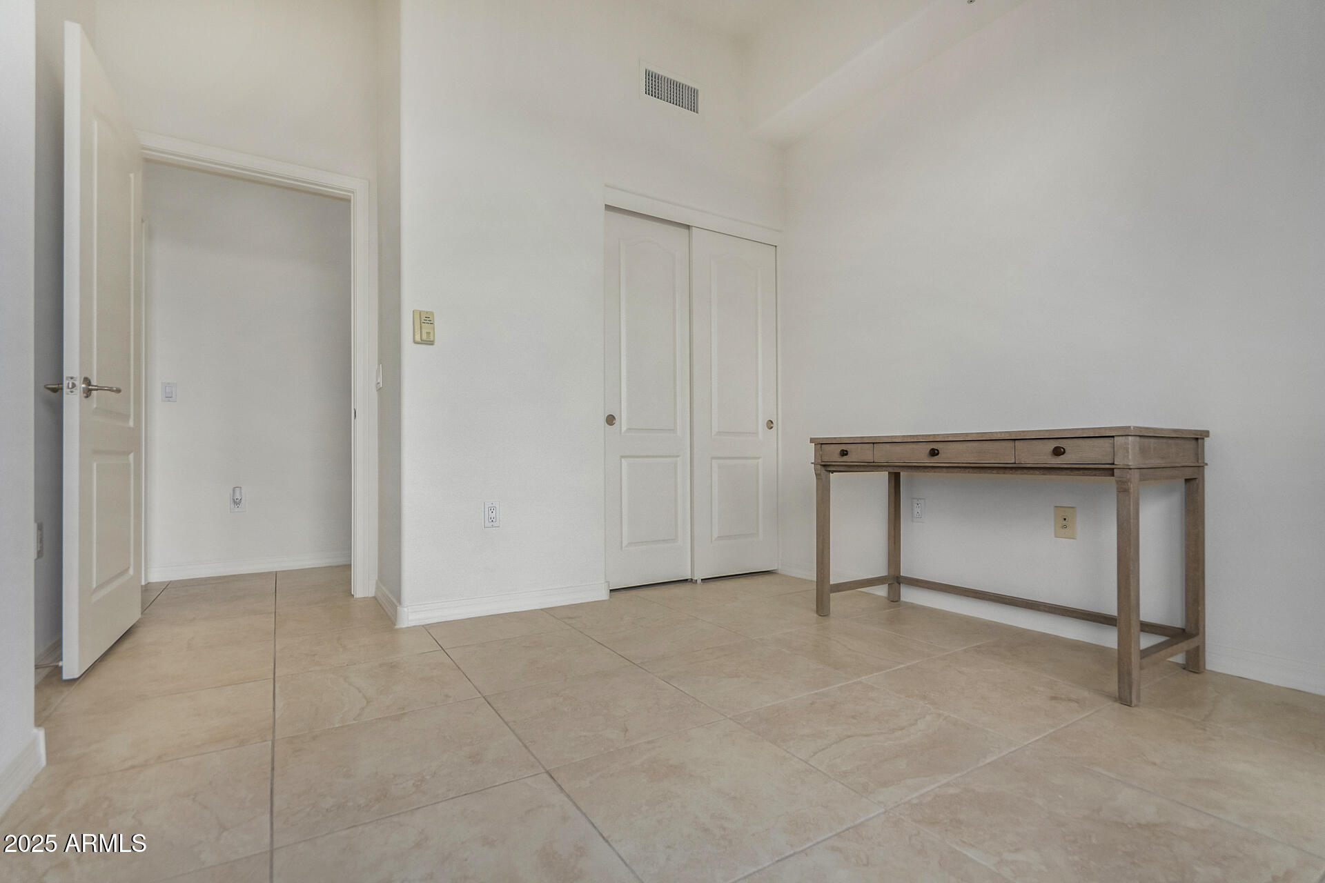 2302 North Central Avenue, Unit 206 Phoenix, AZ 85004 - Photo 22 of 35 a view of an empty room