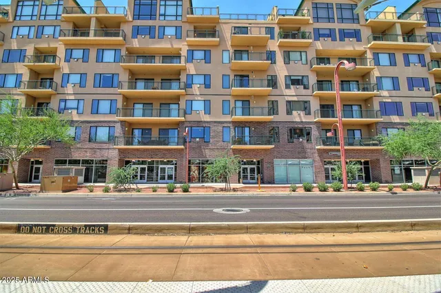 $1,750 | 2302 North Central Avenue, Unit 206, Phoenix, AZ 85004