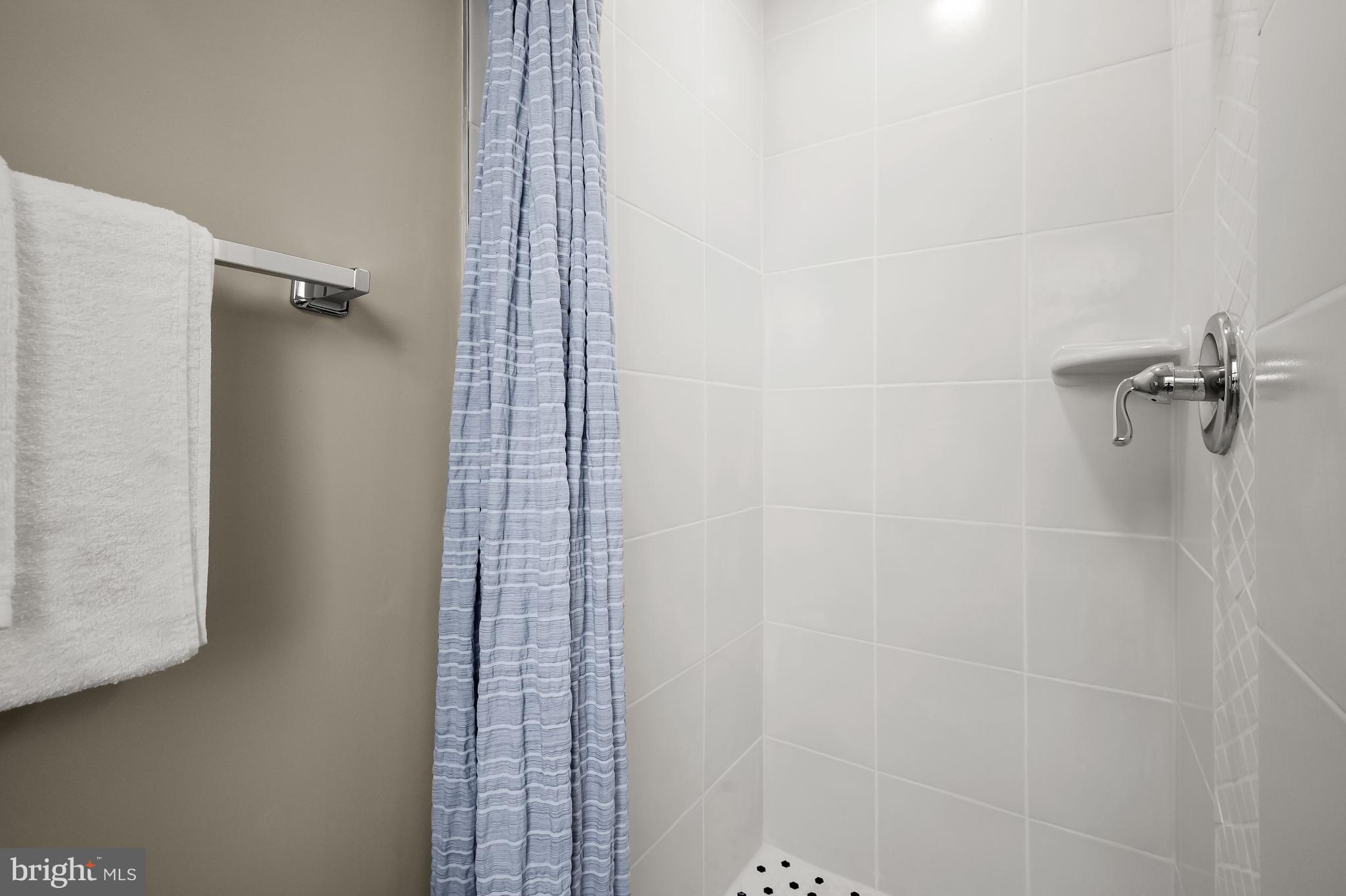 15312 Good Hope Road Silver Spring, MD 20905 - Photo 23 of 44 Primary Bath Shower