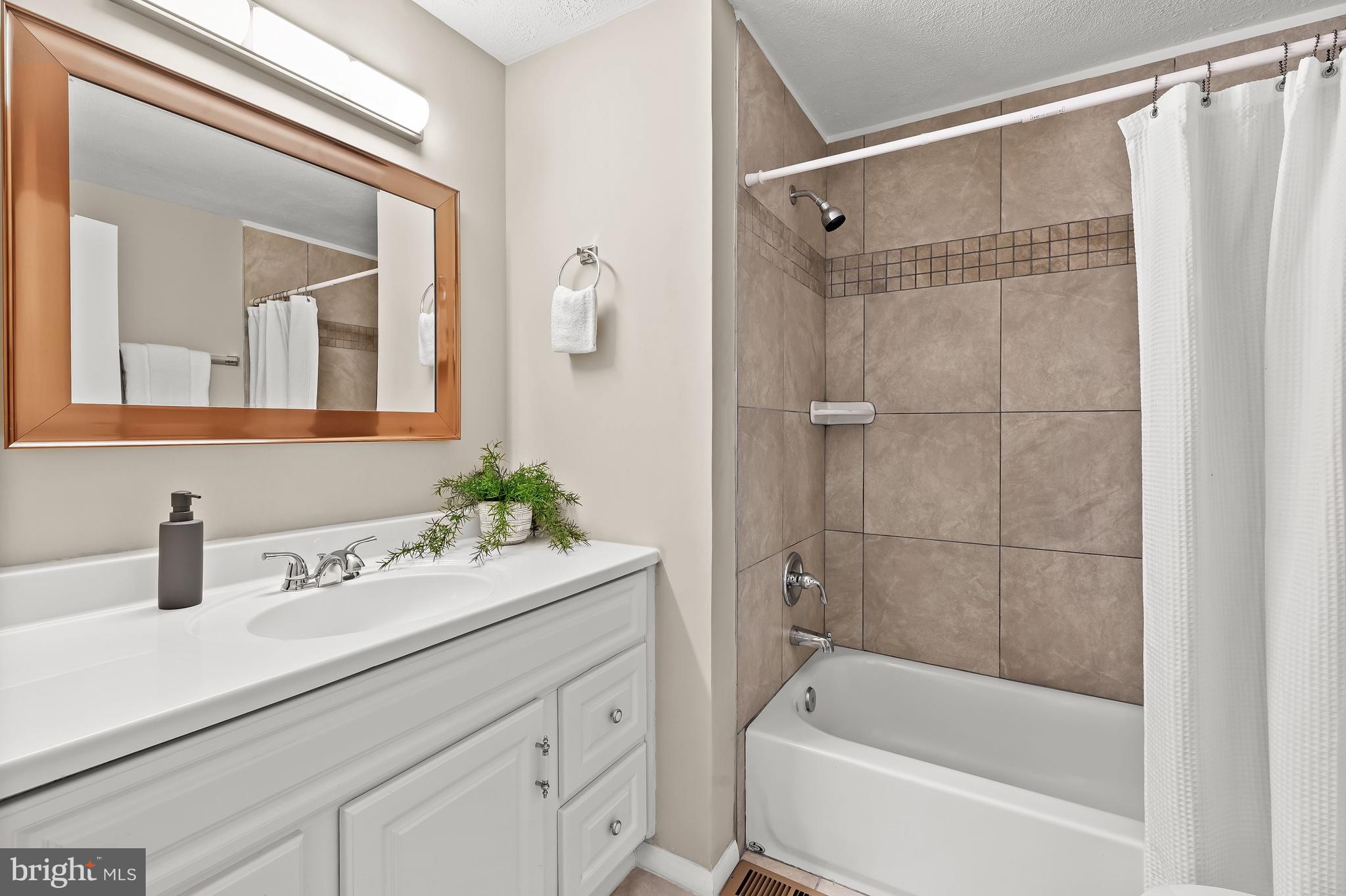 15312 Good Hope Road Silver Spring, MD 20905 - Photo 30 of 44 Full Bath
