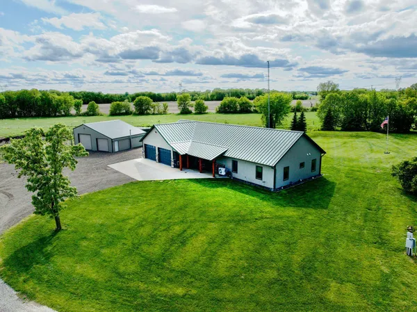 $749,900 | 10080 550th Street, Rush City, MN 55069